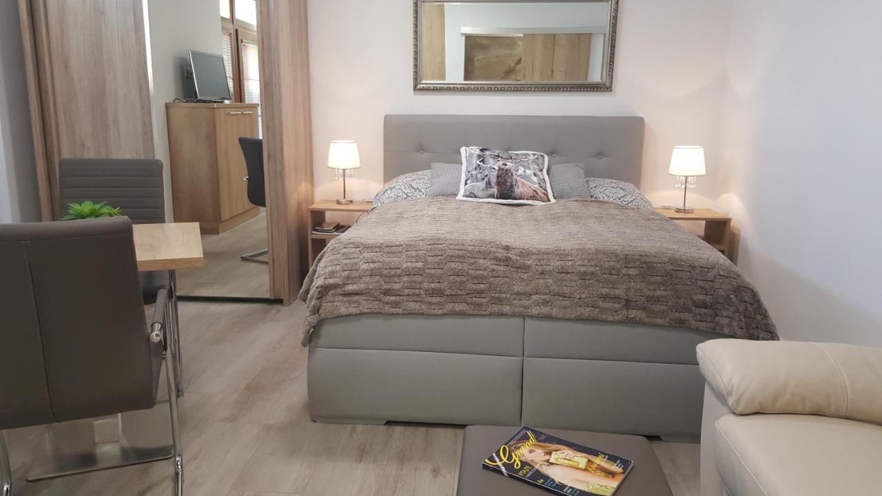 Strizov Village Romantic Apartments Near Cesky Krumlov (Adults Only) מראה חיצוני תמונה