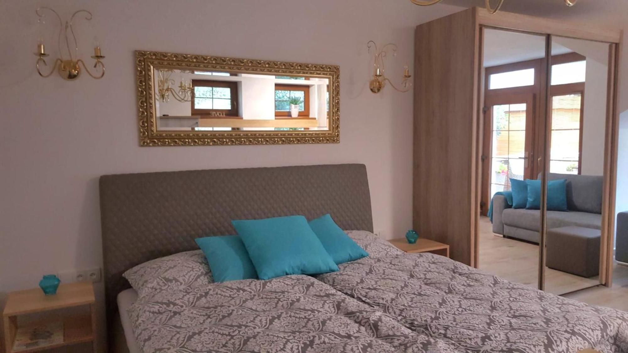 Strizov Village Romantic Apartments Near Cesky Krumlov (Adults Only) מראה חיצוני תמונה